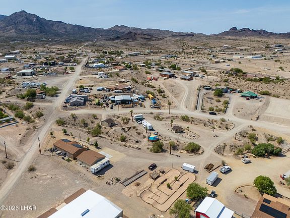 4th image of 7740 N Hemlock Dr