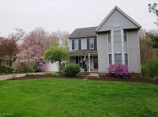 32392 S Burr Oak Dr, Solon, OH 44139