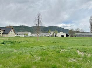 1128 W King St, Chewelah, WA 99109