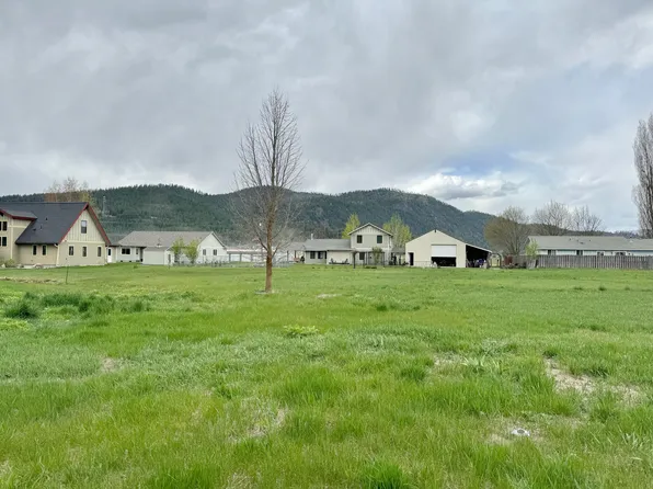 1128 W King St, Chewelah, WA 99109