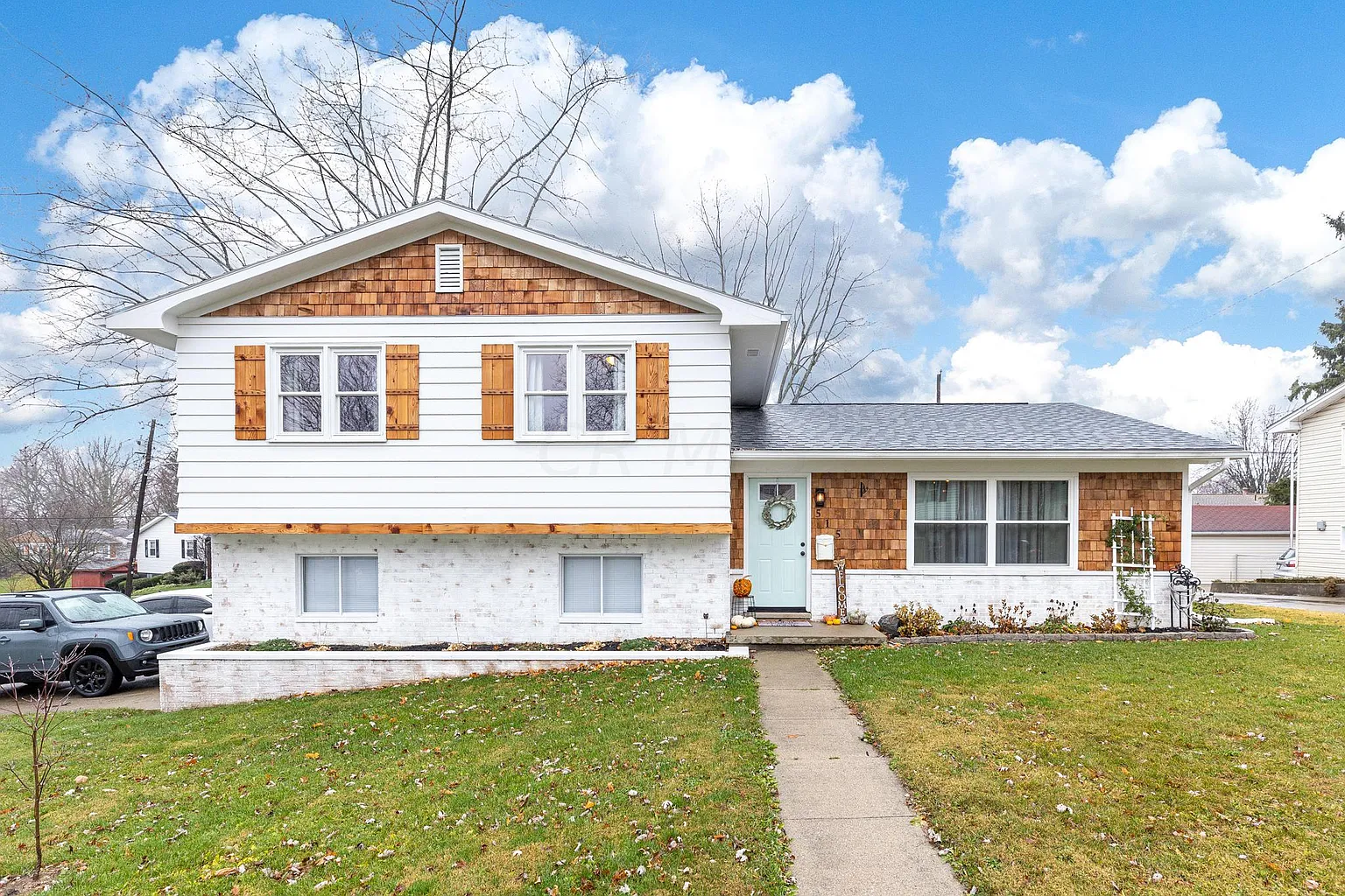 515 Brookwood Dr photo 1
