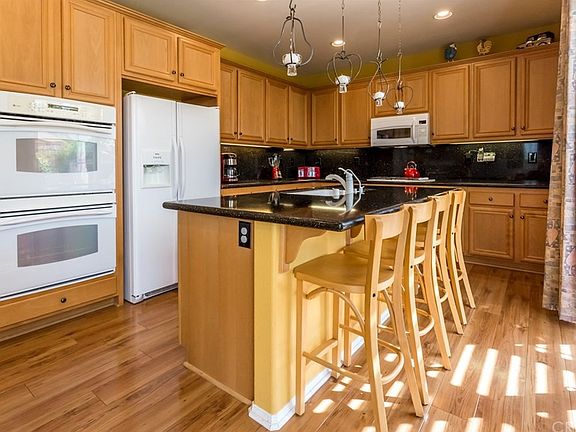 5th image of 27131 Cherry Laurel Pl