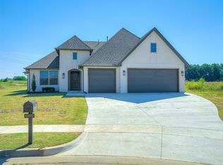 6509 S Hemlock Ave W, Broken Arrow, OK 74011