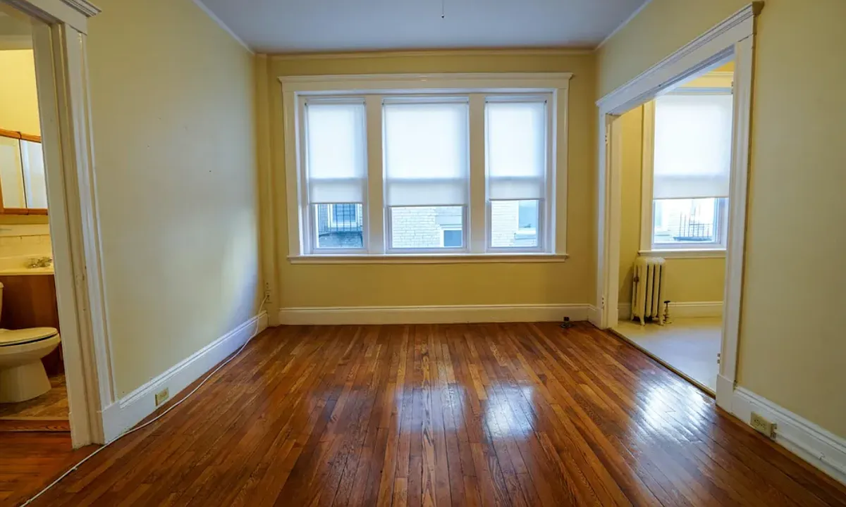 Kelton Street Apartments — Photo 4