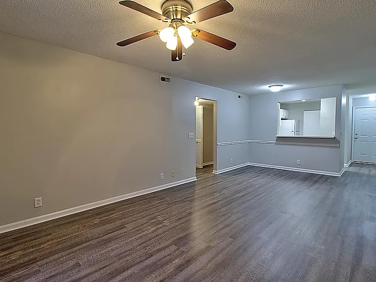 910 Brett Dr #133 — Photo 10