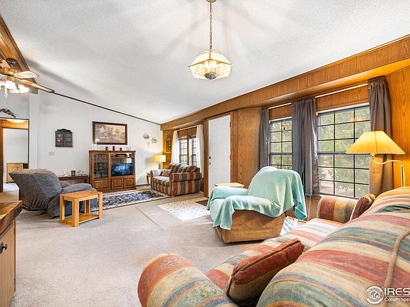 4th image of 228 Leanne Dr