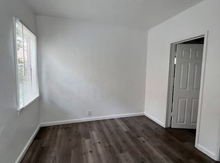 540 W 49th St #540A, Los Angeles, CA 90037