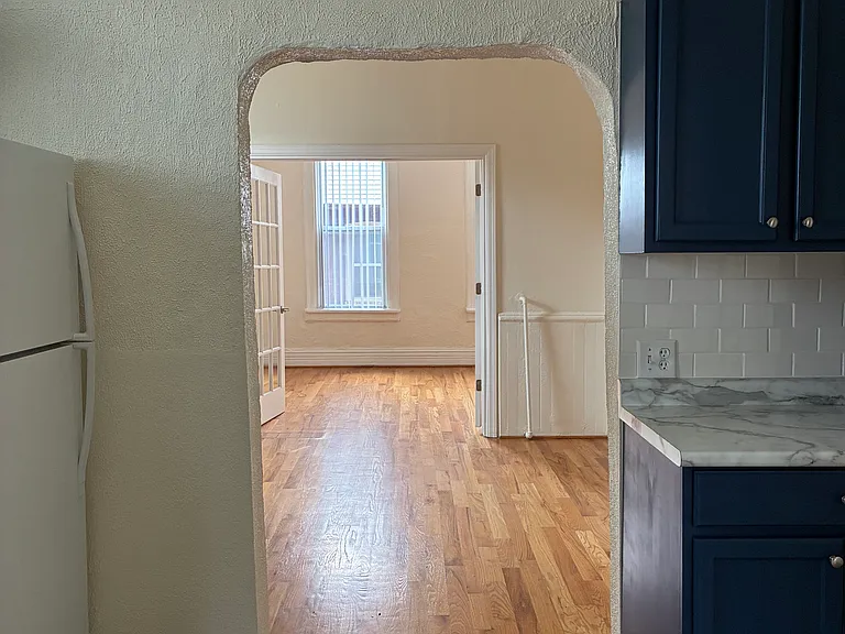 1630 W 18th Pl #2R — Photo 8
