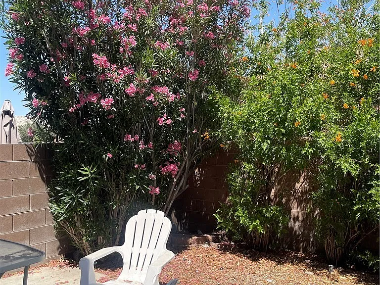 2760 Stargate St — Photo 3