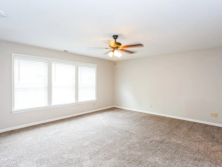719 Capstone Ave — Photo 9