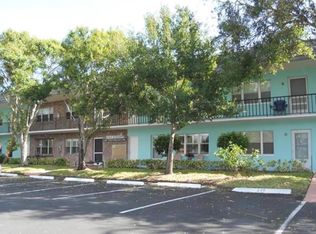 1200 Colonnades Dr Unit 208, Fort Pierce, FL 34949