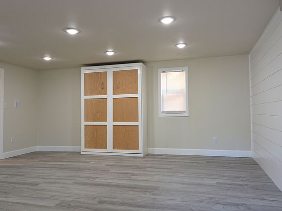 Living Area_07222022