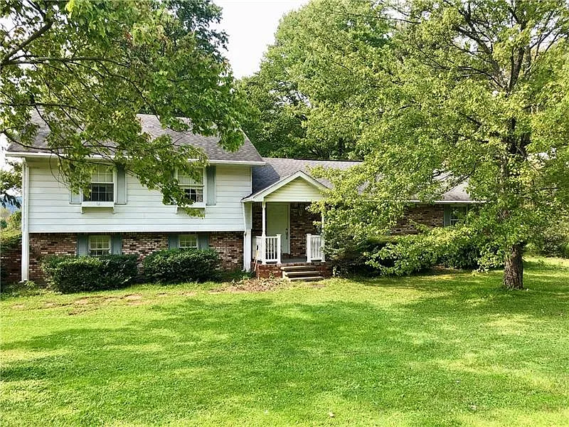 715 Zehner Rd photo 1