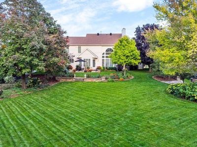 7 Burgundy Ct, Bloomington, IL, 61704