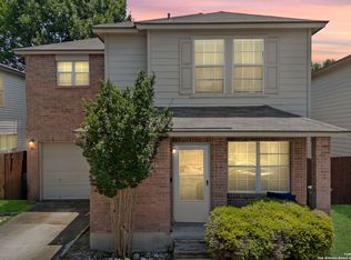 6 Moonwalk Crst, San Antonio, TX 78254