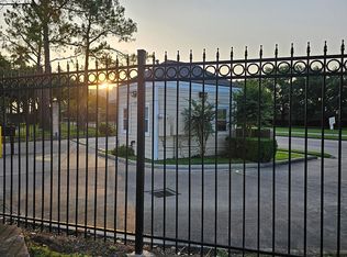 2750 Holly Hall St APT 616, Houston, TX 77054