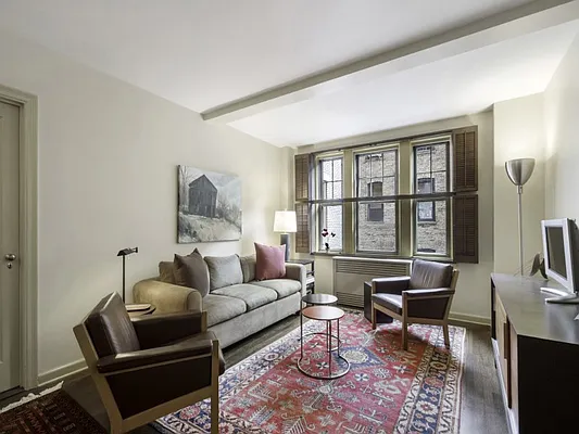 Sold by Sotheby's International Realty | media 14