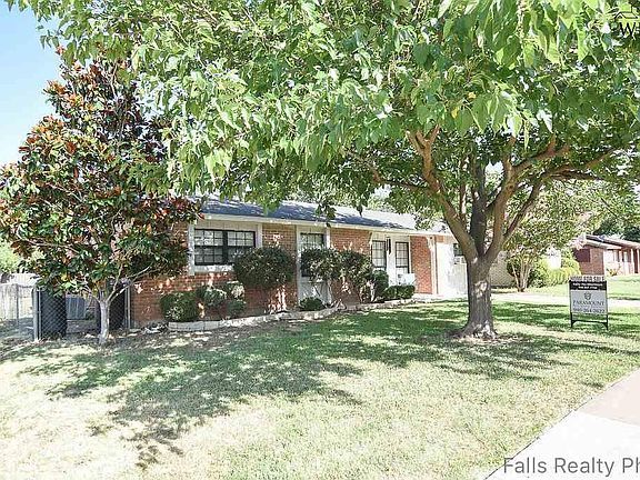 2nd image of 5130 Parklane Dr