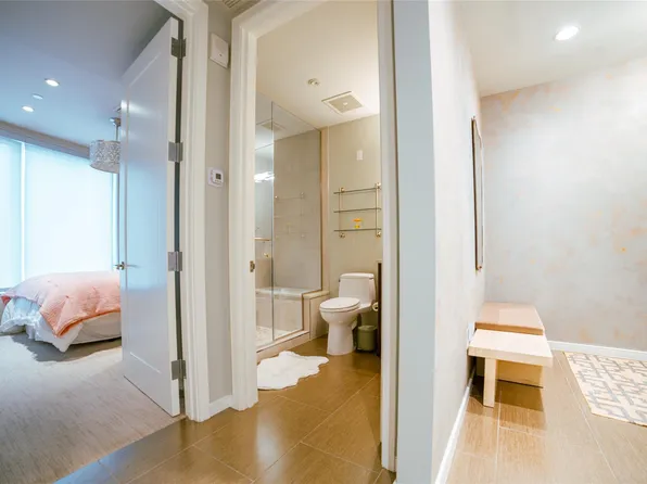 200 Congress Ave Unit 11C, Austin, TX 78701