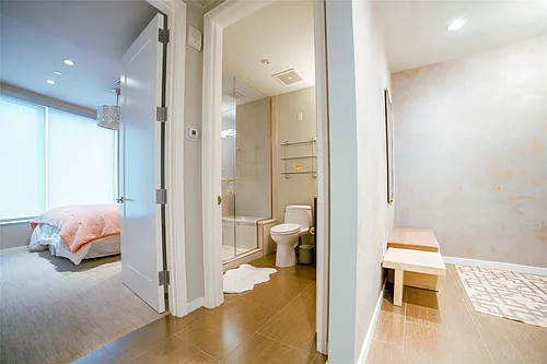 200 Congress Ave #11C Photo 1