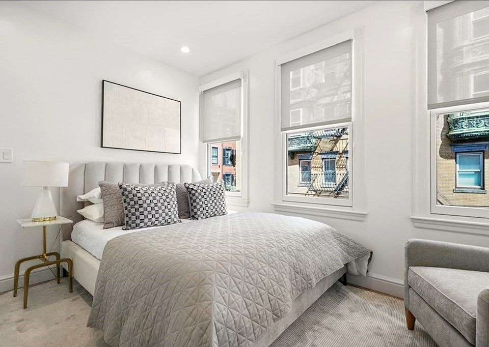 2nd image of 112 Myrtle St #1B
