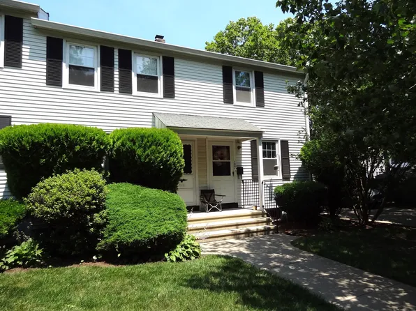 155 Sylvan Knoll Road, Stamford, CT 06902