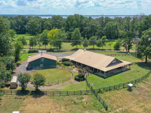 416 Twelve Oaks Trce, Canton, MS 39046