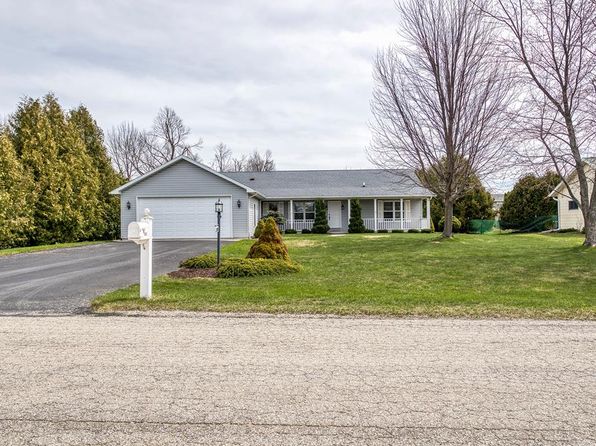 10524 Cherrywood Ct, Sister Bay, WI 54234