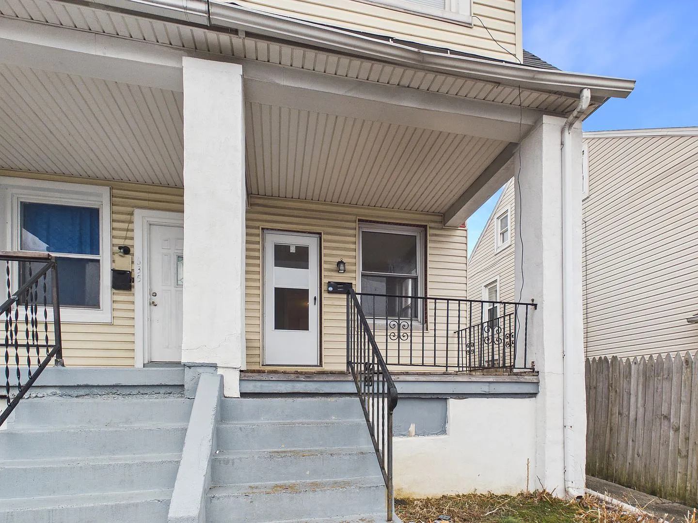 637 Dunkle St photo 1