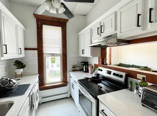72 Nahant St #2B, Lynn, MA 01902