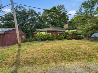 727 Oakwood Rd, East Peoria, IL 61611