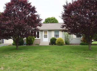 86 Nimitz Rd, Woonsocket, RI 02895