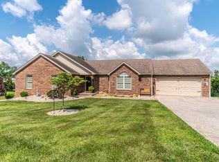 381 Kings Trace Dr, Berea, KY 40403