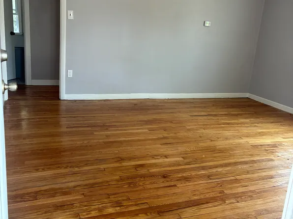 146 Aetna St #1, Naugatuck, CT 06770