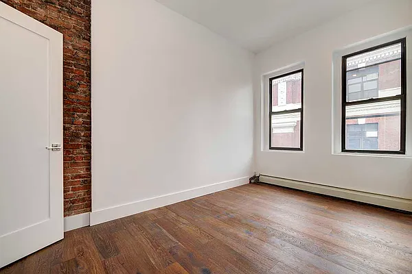 Rented by REAL New York | media 6