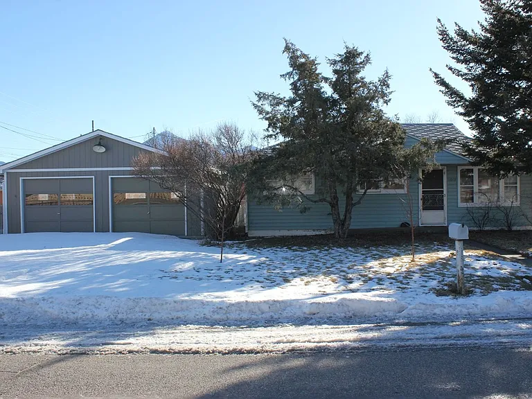 1019 W Montana St — Photo 9