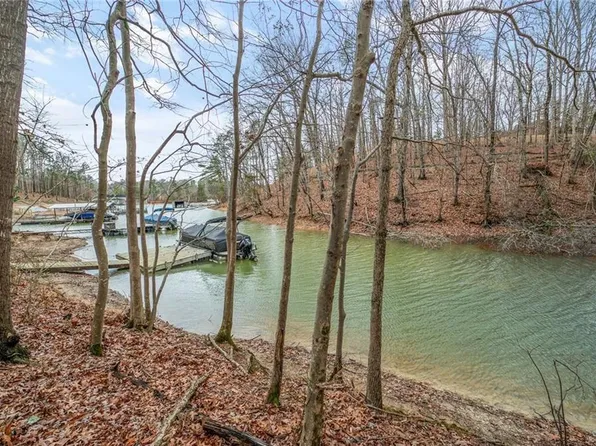 5990 Warpath Rd, Flowery Branch, GA 30542