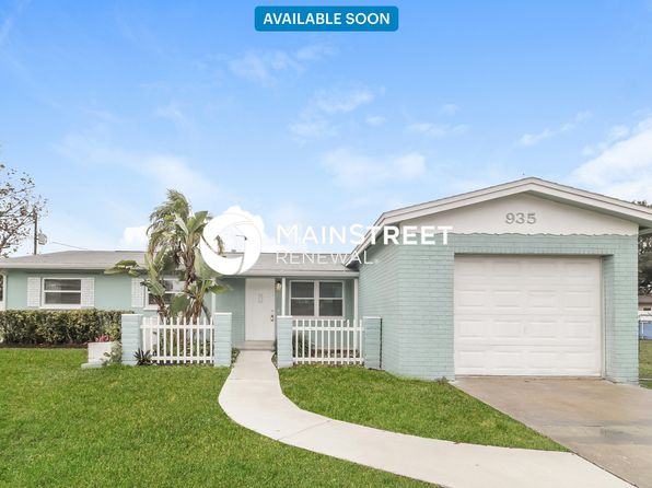 935 S Courtenay Pkwy