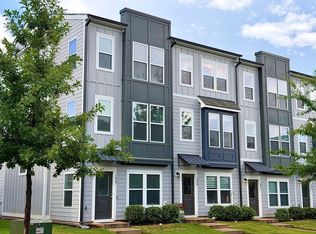 1947 Robin Hill Ln, Raleigh, NC 27610