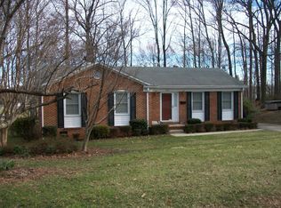 1804 Starlight Dr, Greensboro, NC 27407