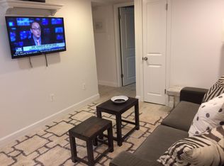 107 10th St NE, Washington, DC 20002