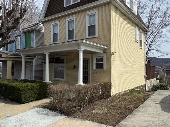 2425 Maple Ave, Altoona, PA 16601
