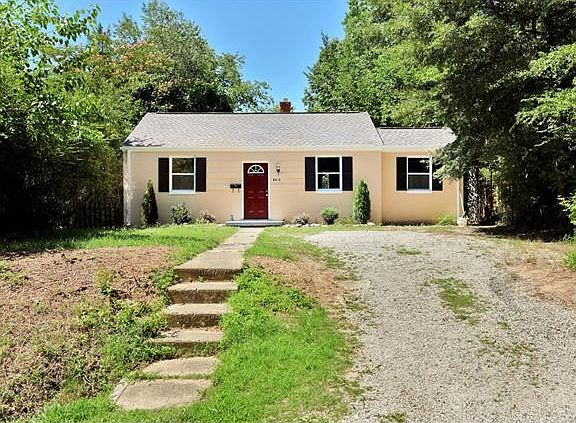 3rd image of 6413 Fitzhugh Ave
