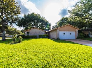 13730 Greywood Dr, Sugar Land, TX 77498