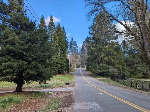 2690 Volley Rd, Meadow Vista, CA 95722