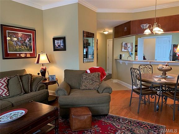 3rd image of 3218 Veterans Memorial Pkwy APT 3101
