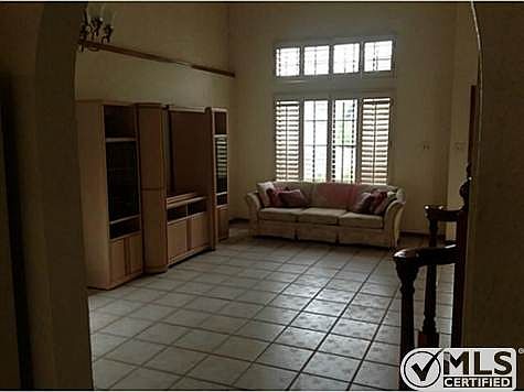 5th image of 900 Fireside Ln