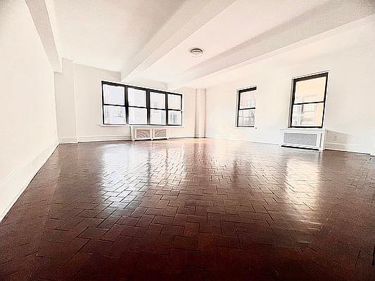 1st image of 160 W 73rd St APT 5F