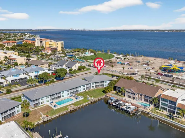1950 Beach Pkwy APT 101, Cape Coral, FL 33904