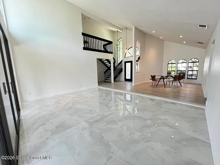 740 Kerry Downs Cir — Photo 7